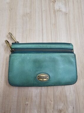 Fossil Green Leather Zip Card Wallet
